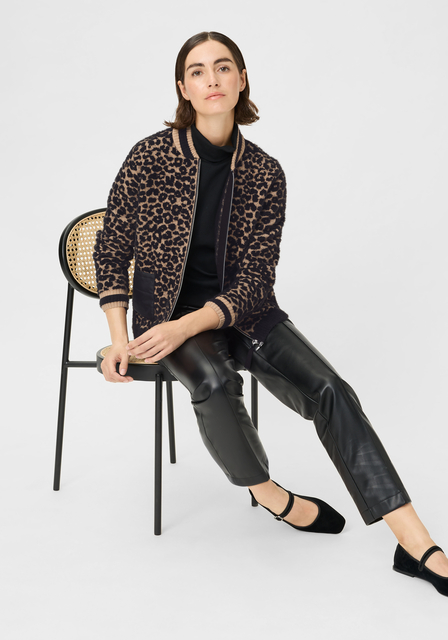 Olsen 11004704 Henny Fit Zip Front Jacket in Leopard Print